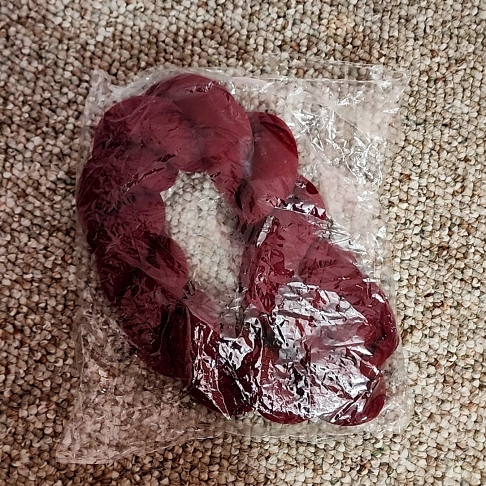 Table Runner - Picture 3 of 3